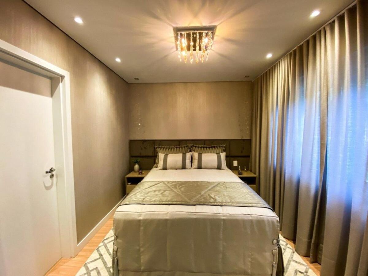 Rosa Edificio Vivere 卡内拉 外观 照片